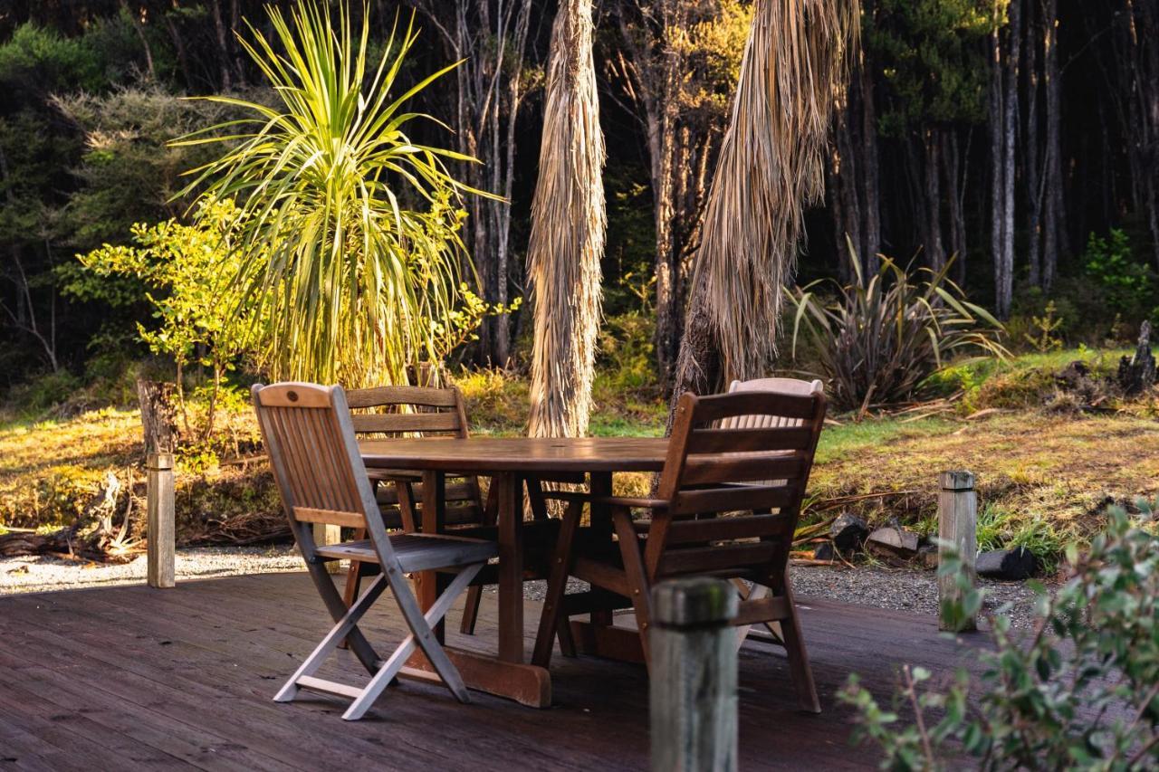 Totara Lodge - Unwind, Relax & Enjoy - Mt Lyford Экстерьер фото